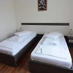 Hotel Arizona 3*